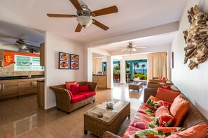 Interior - Spacious Oceanfront Villa, private beach and water access, accommodates 12 (Hato)