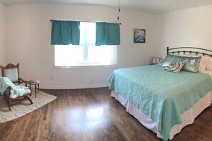 4 camere, una scrivania, Wi-Fi gratuito, lenzuola