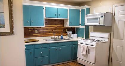 Enjoy an "Old Florida" property close to downtown.