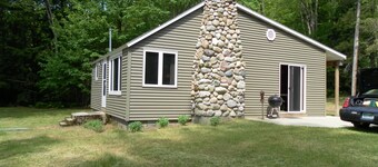 Rustic Cottage on lake Swim,Fish,boat,Fireplace,Pictured Rocks!