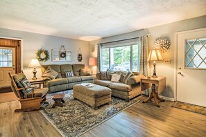 TV, DVD player - Higgins Lake Getaway w/ Fire Pit, Walk to Beach! (Roscommon)