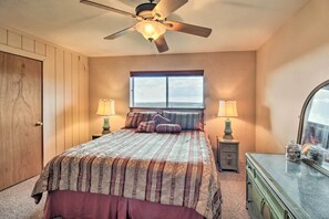 3 bedrooms, bed sheets - Peaceful Ranch Cabin, 3 Mi to Becker Lake! (Springerville)