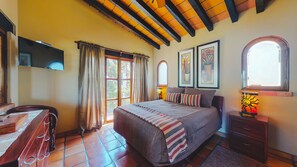 1 bedroom, iron/ironing board, Internet, bed sheets - Selva Romantica - Vista Hermosa located in Old Town 1BD Penthouse for rent in Ol (Puerto Vallarta)