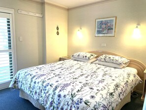 1 bedroom, iron/ironing board, free WiFi, bed sheets