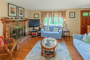 TV, fireplace, video game console, DVD player - Walk to Beach & Main St: Dog-Friendly Cape Cod Gem (West Yarmouth)