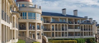 Charming and spacious Villa with a big wrap around Balcony