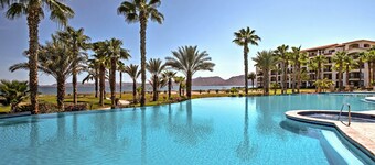 Paraiso del Mar Resort Condo: Water Taxi to La Paz