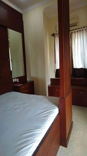 3 bedrooms, Internet, bed sheets - 3 Bedrooms Pool Villa in Sanur, Loven Private Villa Sanur (Sanur)