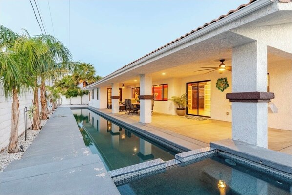 Outdoor pool, a heated pool