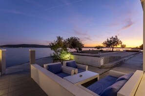 Terrace/patio - VILLA OLEA-pool, grill, near Split airport (Kaštel Sucurac)