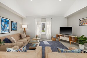 Smart TV, books