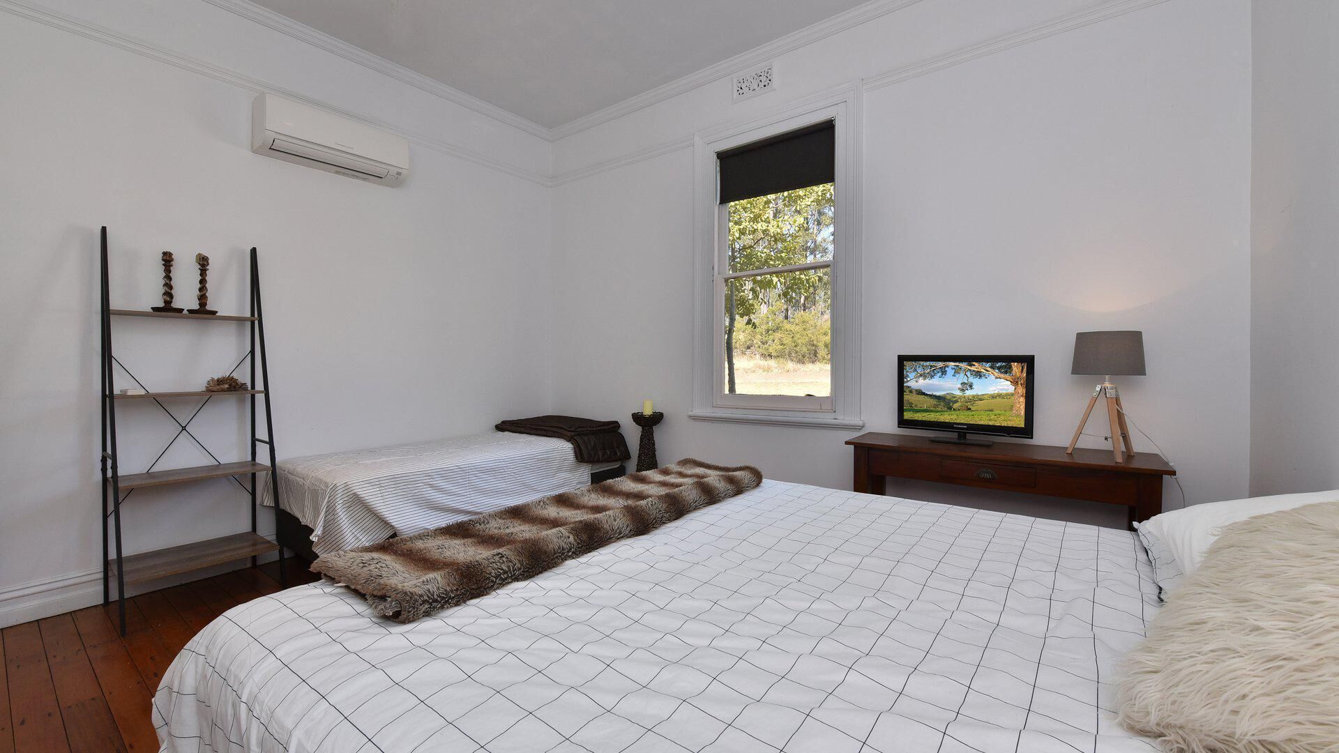 3 bedrooms, iron/ironing board, WiFi