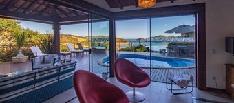 Paraíso Buziano 1 · Luxury Villa · 5 Suites · Private Pool, BBQ & 3 Min to Beach