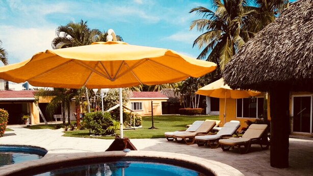 Outdoor pool - Amazing Big Beach Residence SM003 (Puerto San Jose)
