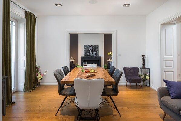 Dining - SOLEMAR ⭐⭐⭐⭐APARTMENTS               (Split)
