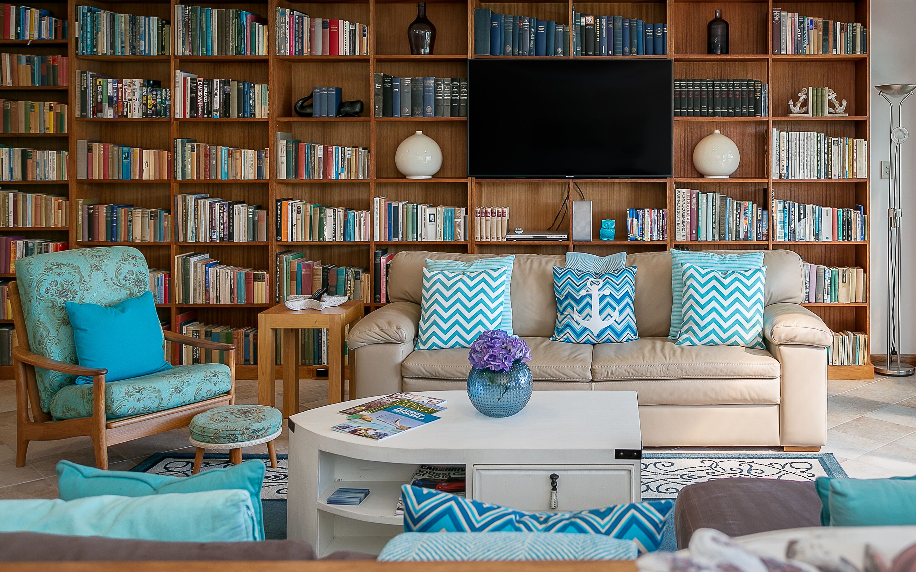 Seas the Day - Lakefront getaway by the beach — image 12