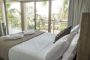 1 soveværelse, strygejern/strygebræt