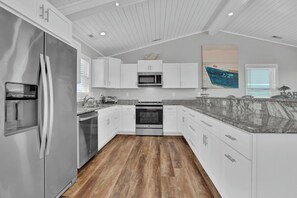 Fridge, microwave, oven, stovetop - Stunning Sunset Water Views (Surf City)