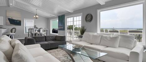 تلفزيون ذكي