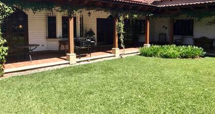 Large Antigua Home AN011