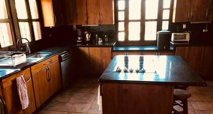 Large Antigua Home AN011