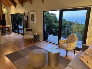 Living areas across the front looking out to those sea views.