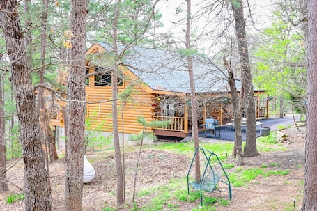 Property grounds. Branson MO Log Cabin Private Porch Quiet Mtn. Forest View Above Lake, Handicap
