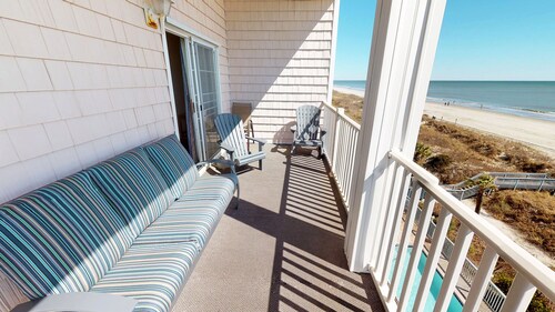 Atlantis Villas 205, Myrtle Beach Condo Rental | Oceanfront Escape