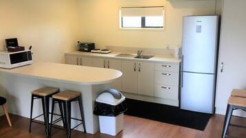 Chalet Familial, 2 chambres, rez-de-chaussée | Coin cuisine privé