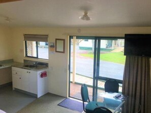 Studio | Trang trí khác biệt, trang bị nội thất với thiết kế riêng biệt 