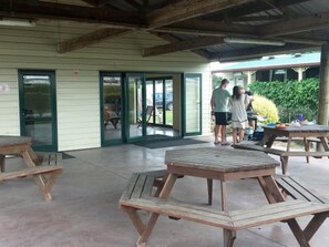 Khu BBQ/picnic