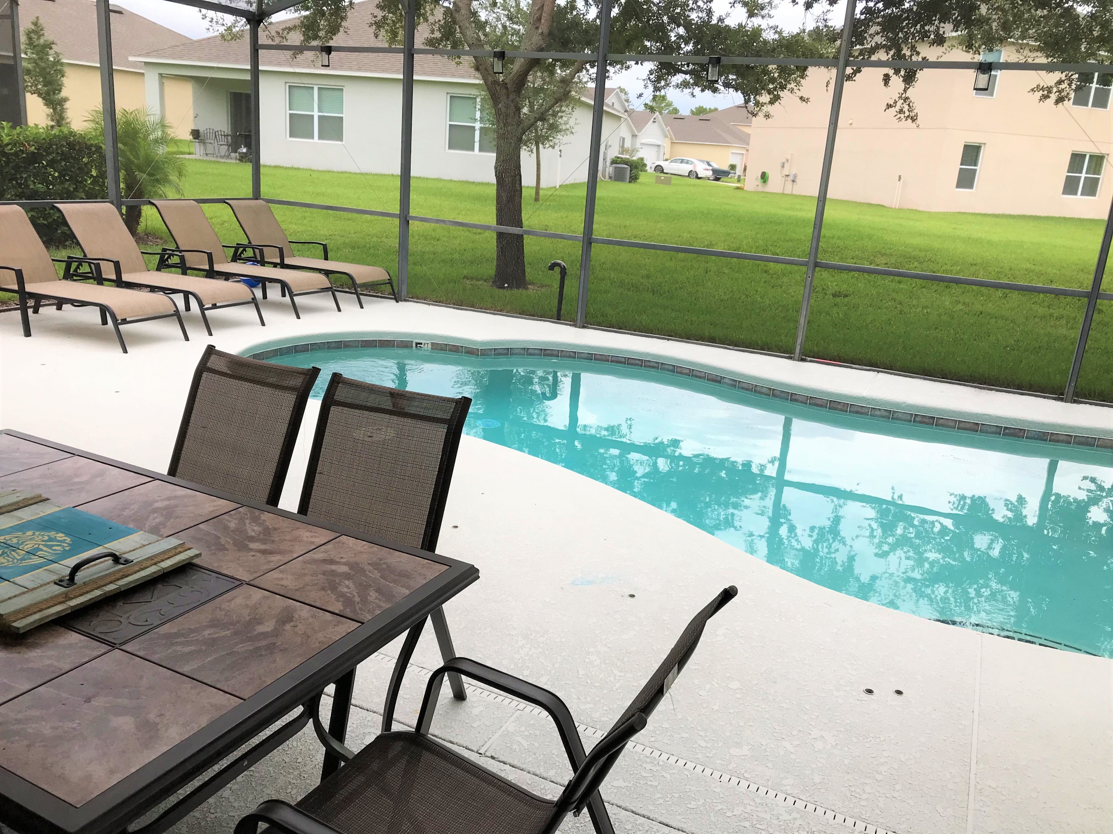 CPTL189MC: 4 Bedrm Pool Home with Spa Near Disneyworld & Legoland