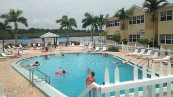 Outdoor pool, a heated pool