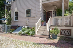 Exterior detail - Cozy Harvard/MIT Victorian (Cambridge)