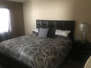 3 Schlafzimmer, Bügeleisen/Bügelbrett, Internetzugang, Bettwäsche