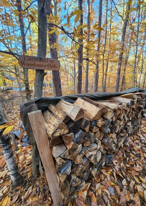 Property grounds - Lakes Region / White Mountains - New Hampshire *BOOK NOW FOR WINTER* (Tamworth)