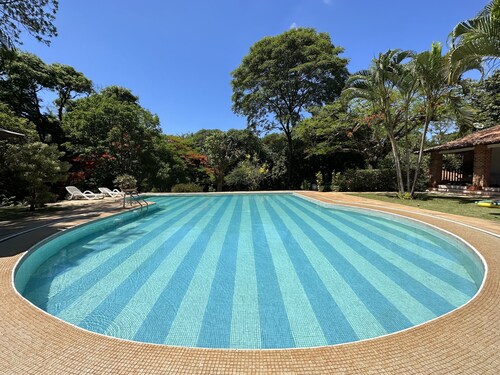 Paradise Farm on the banks of the Jaguari River