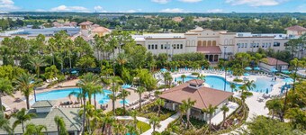 Vista Cay 3 Bedroom, In front of new Epic Universe and Convention Center, Island