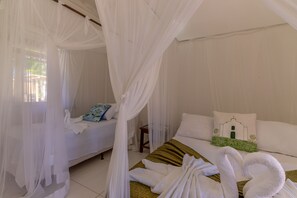 Premium bedding, pillowtop beds, minibar, individually decorated - Pousada Recanto Trancoso (Porto Seguro)