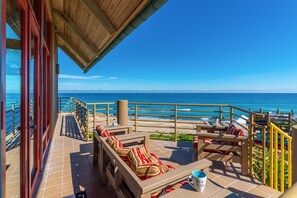 Terrace/patio - Art on the Beach:  Ocean-to-river house, ON beach. Pool, Hot Tub, Elevator, Dock (Stuart)