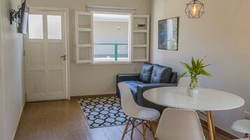 42-inch Smart TV with cable channels, TV