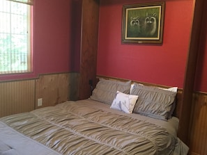 3 bedrooms, desk, iron/ironing board, travel cot - Beautiful Mountain View’s, near to Yosemite and Bass Lake<br> (Ahwahnee)