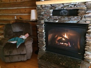 Interior - Peaceful, private log home with exceptional views and amenities (Custer)