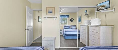 1 bedroom, desk, iron/ironing board, free WiFi