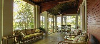 Island Cottage on Evans Lake: Boat Rental Required