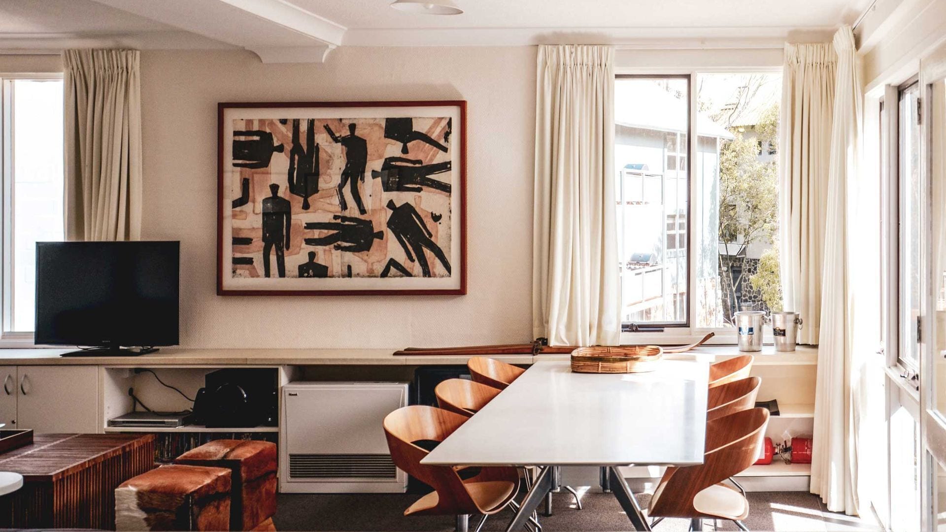 Classic,  cosy 2  bedroom apartment in the Heart of Thredbo Village