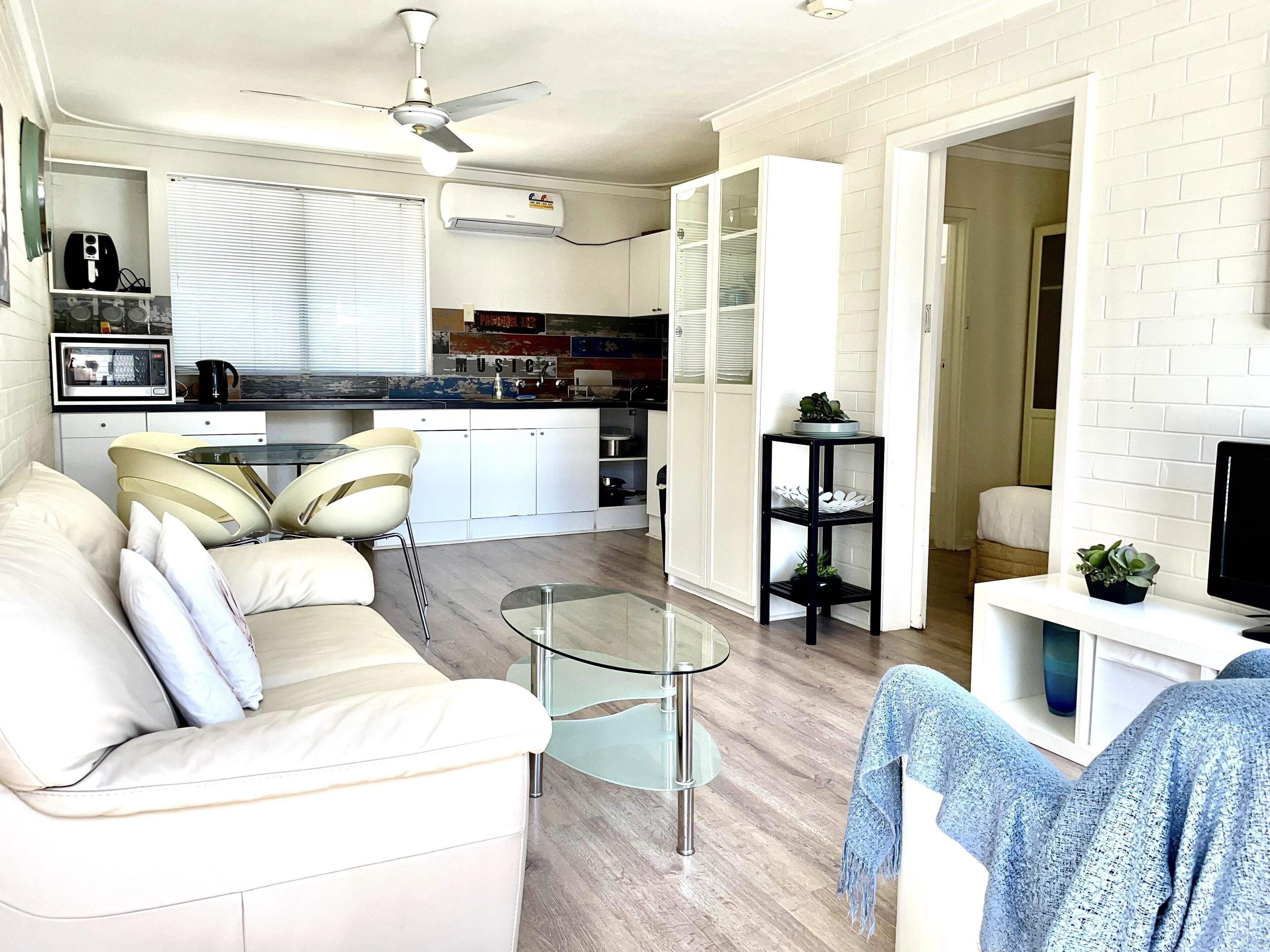 Cute and affordable park side accommodation