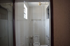 ヘアドライヤー、タオル