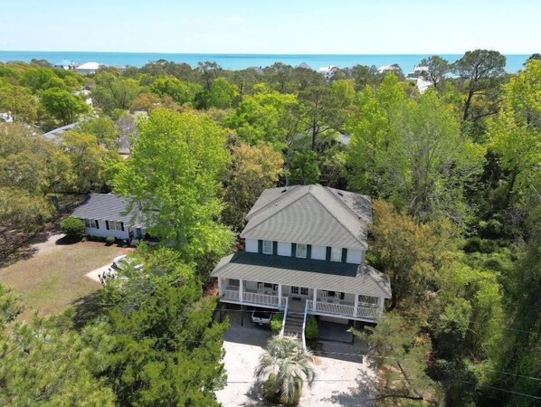 Exterior - Deetjen Beach House - Near Beach & Bike Trail. North Litchfield Favorite! (Pawleys Island)