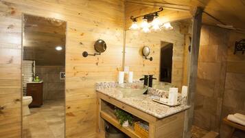 Panoramic Double Room Single Use, 1 King Bed, Non Smoking, Kitchen | Bathroom